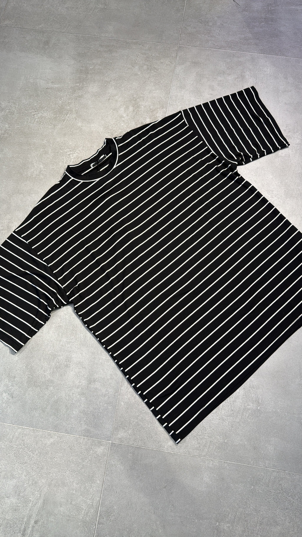T-SHIRT RIGATA