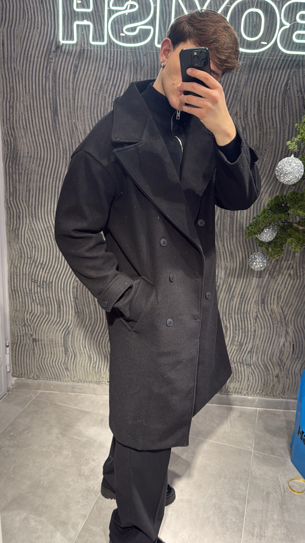 Cappotto nero doppio petto