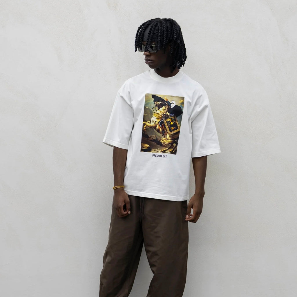 T-shirt present day bianca