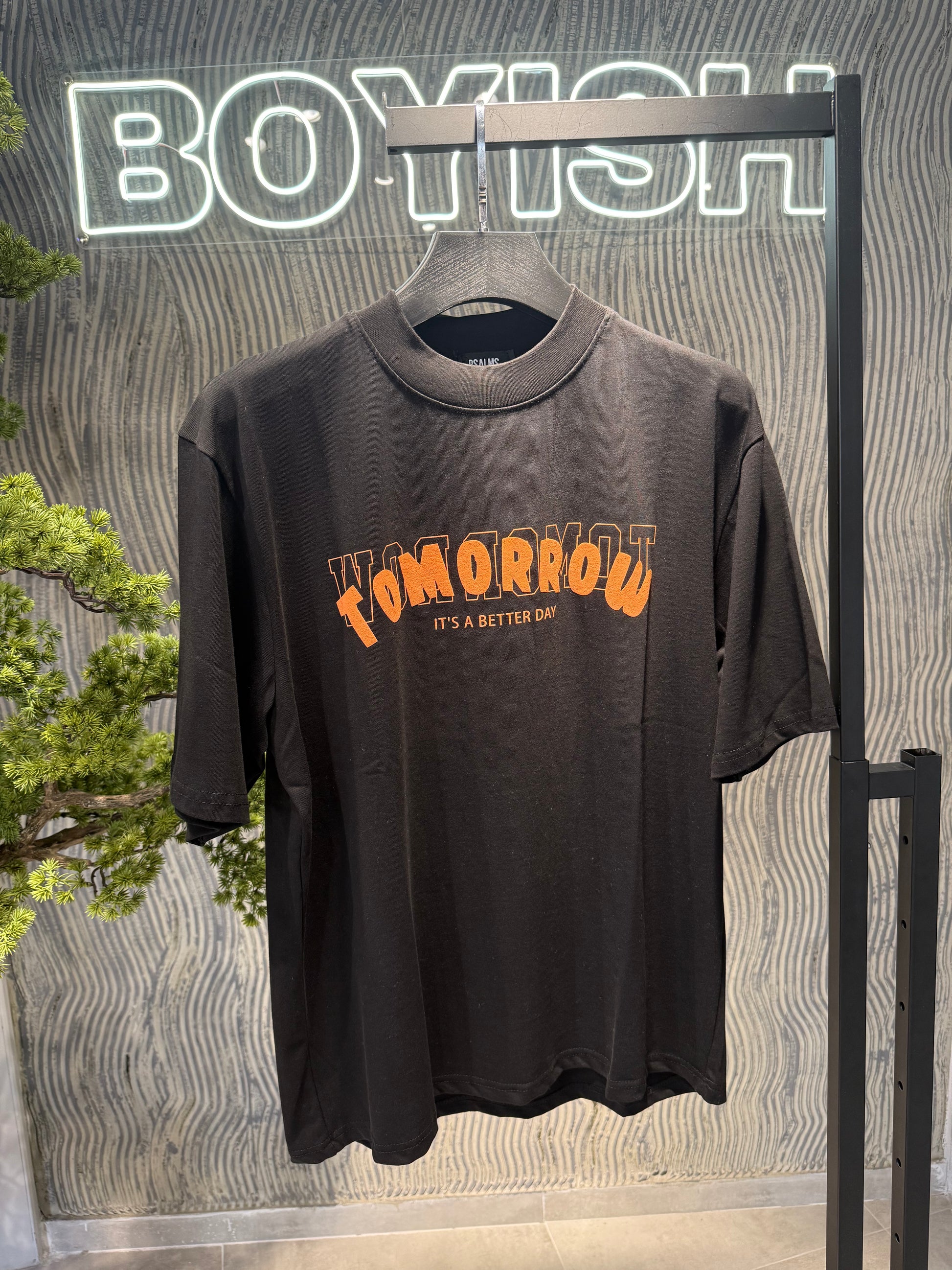 T-shirt “tomorrow”