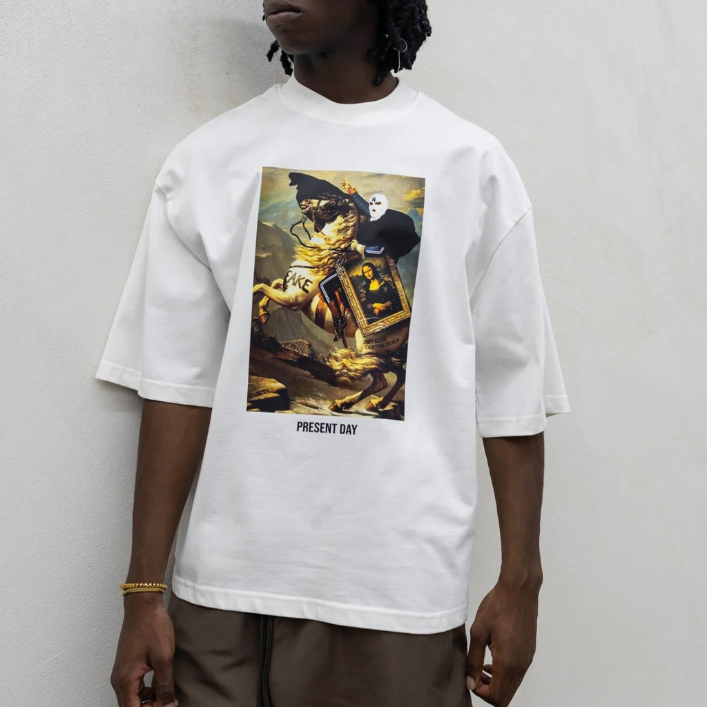 T-shirt present day bianca