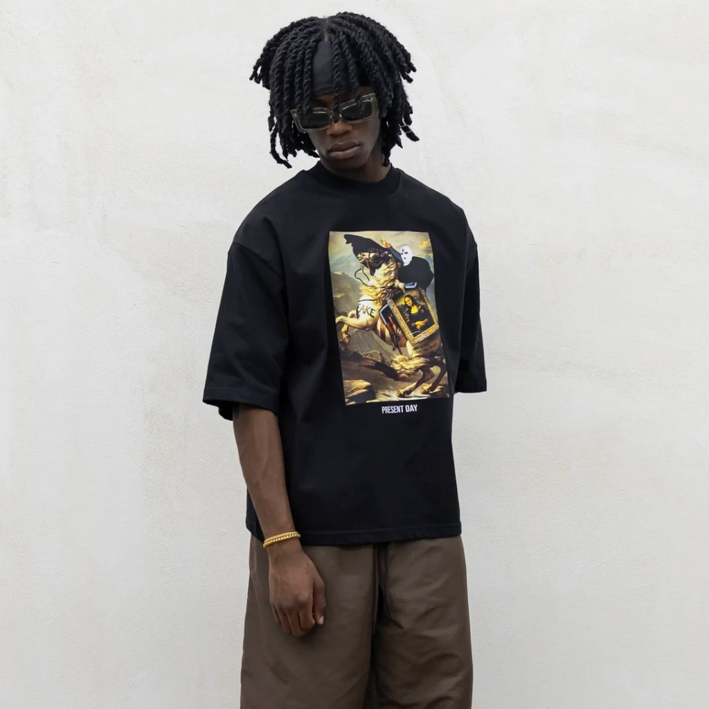 T-shirt present day nera