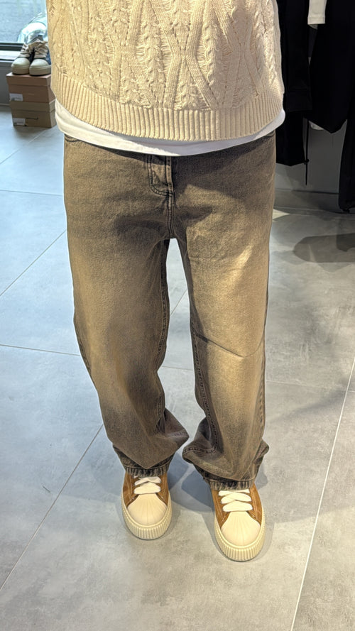 BAGGY CLASSIC “BROWN”